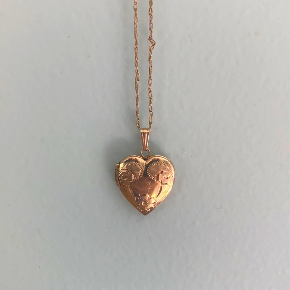 Heart Locket Necklace (14K gold plated)
